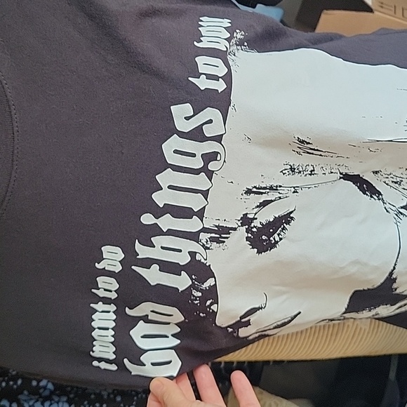 Billie eilish size S black and white tee - Picture 4 of 5